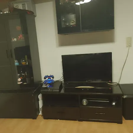 In Weisshausstrasse In Einer