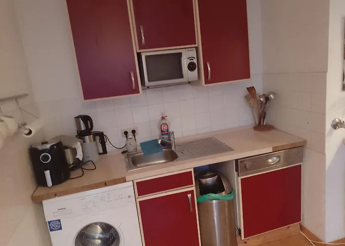 In Weisshausstrasse In Einer Rum i privatbostad *