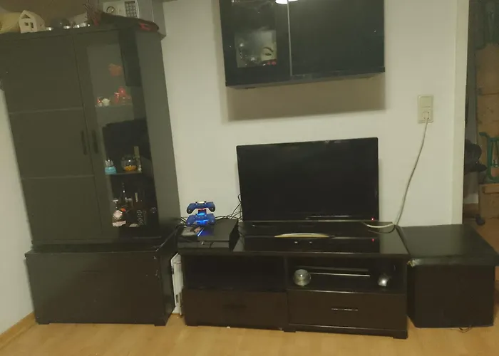 In Weisshausstrasse In Einer