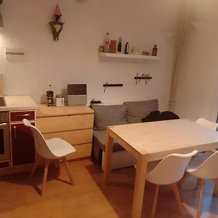 In Weisshausstrasse In Einer * Κολωνία